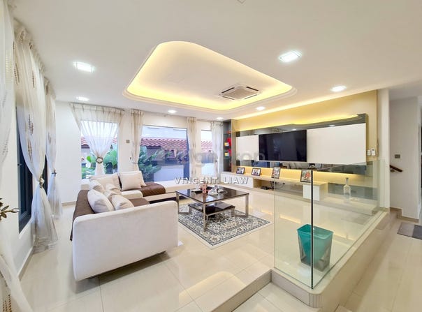 Section 11, jalan kenyalang 11, Kota Damansara, Selangor 47810