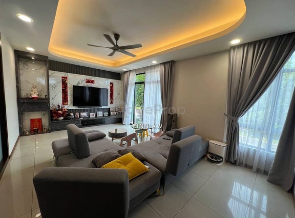 Jalan Ambang, Iskandar Puteri, Johor 79100