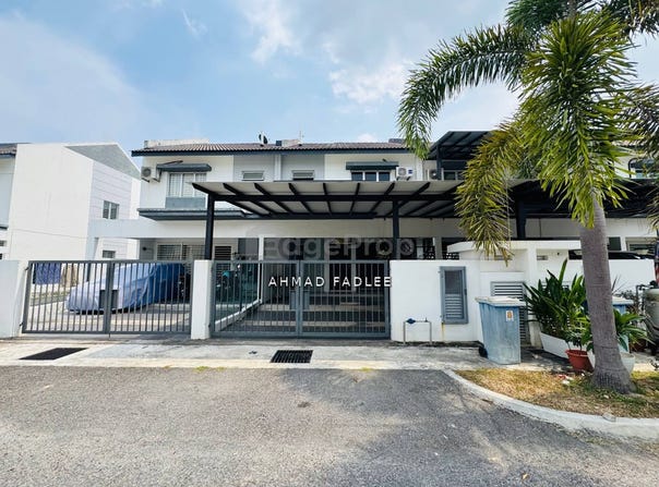 Persiaran Mahkota, Banting, Selangor 42700