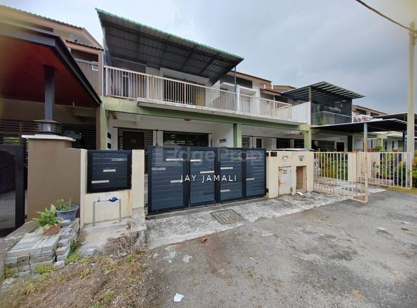 Jalan Intan Baiduri, Sepang, Selangor 43900