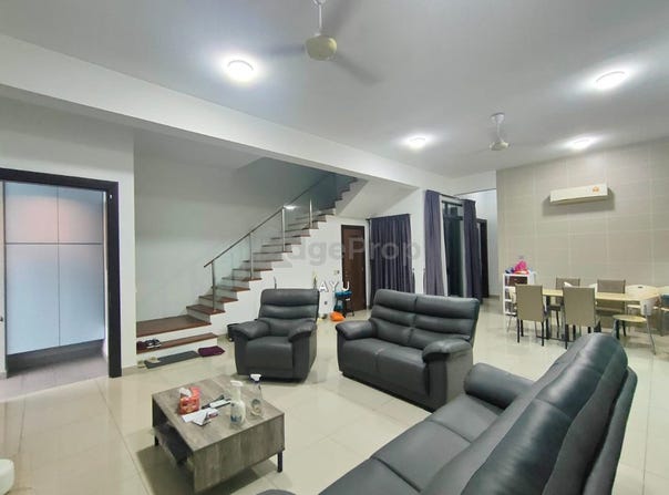 Lebuh Kota Iskandar, Iskandar Puteri, Johor 79100
