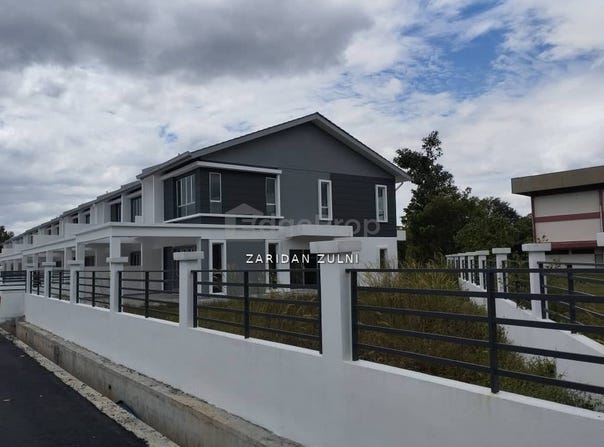 Jalan Dengkil-Banting, Batang Kali, Selangor 44300
