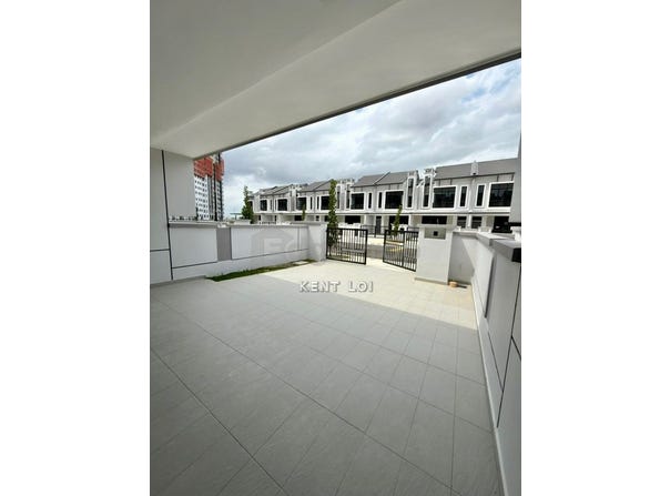 Johor Bahru, Johor 81100