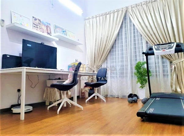 Jalan Kemuning Damai, Shah Alam, Selangor 40400