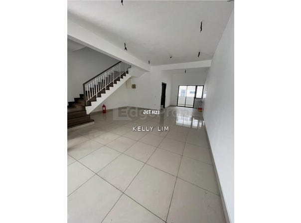 Jalan Ulek Mayang 4, Bandar Bukit Raja, Selangor 41200