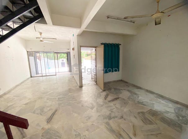 Jalan TK 2, Puchong, Selangor 47190