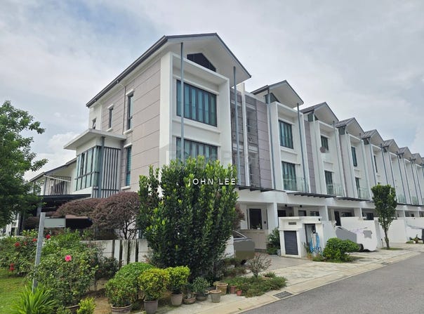 Jalan AP , Puchong, Selangor 47100