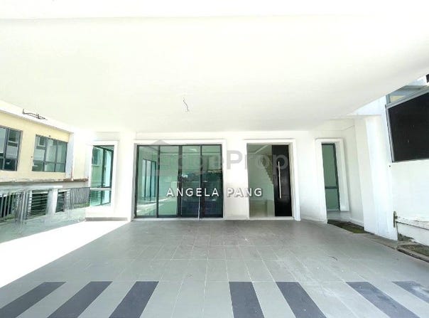 Persiaran Mahkota Cheras, Cheras, Selangor 43200