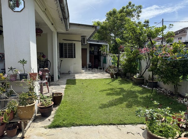 Jalan LEP 5, Taman Lestari Putra, 43300 Seri Kembangan, Selangor, Seri Kembangan, Selangor 43300