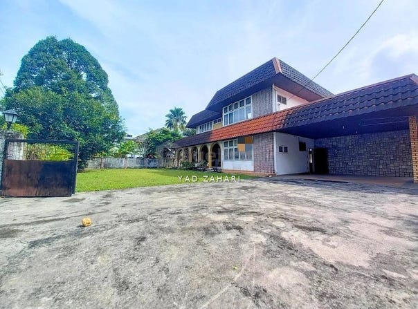 Jalan Bunga Raya, Shah Alam, Selangor 40000