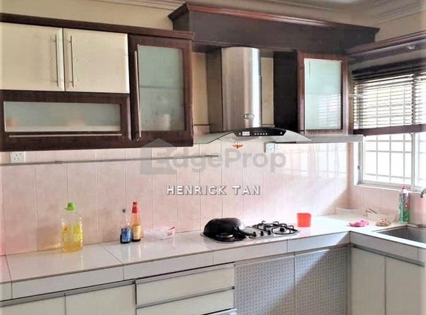 Jalan TK 1, Puchong, Selangor 47190