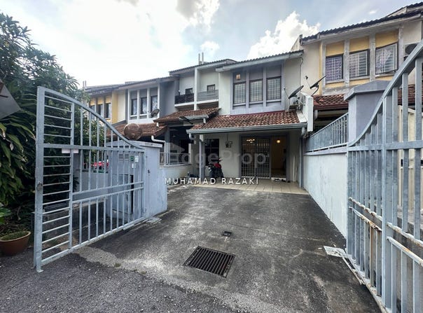 Jalan DC 1, Sungai Buloh, Selangor 47000