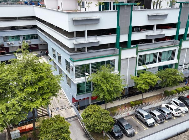 Jalan Nirwana, Taman Nirwana, Ampang, Selangor 68000
