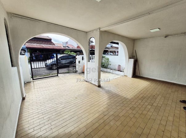 Jalan Usaha Ehsan, Taman Ehsan, Kepong, Selangor 52100