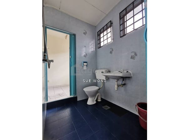 Jalan TK 2, Puchong, Selangor 47190