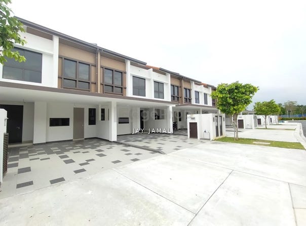 Jalan Warisan Setia, Sepang, Selangor 43900