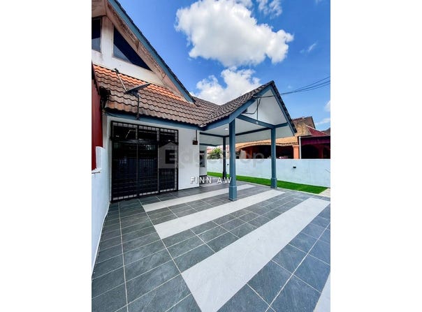 Jalan Sepakat, Senai, Johor 81400