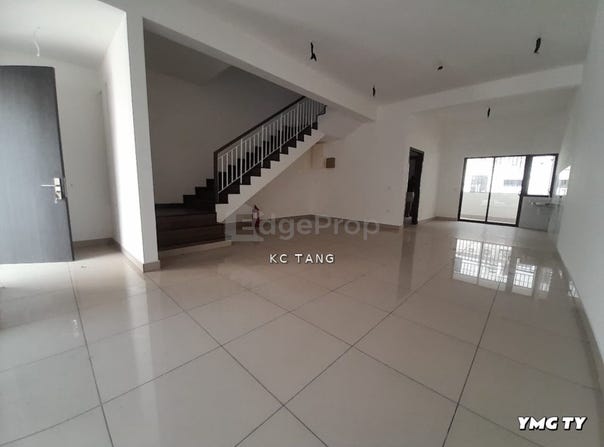 Jalan Ulek Mayang 4, Bandar Bukit Raja, Selangor 41200