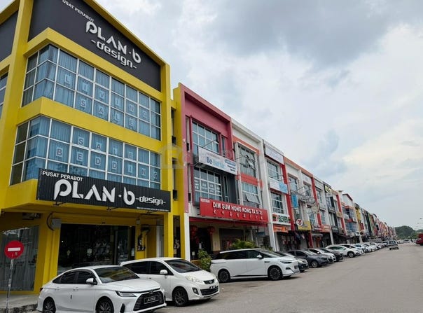 Johor Bahru, Johor 81100