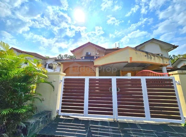 Jalan Pucak 1, Kajang, Selangor 43000