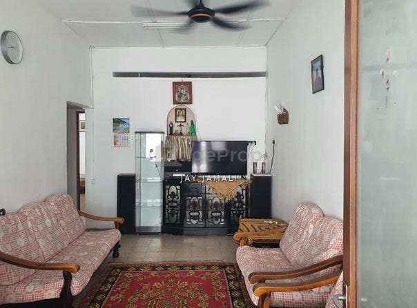 Jalan 1/1, Semenyih, Selangor 43500