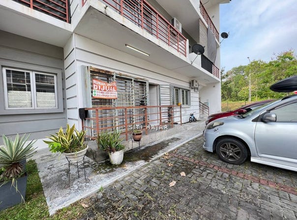 Ainsdale, Seremban, Negeri Sembilan 70300