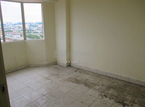 Persiaran Serdang Perdana, Taman Serdang Perdana, 43300, Selangor, Seri Kembangan, Selangor 43300