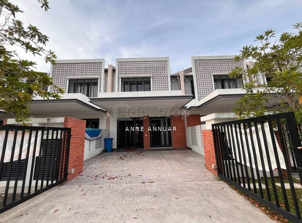 Jalan Casuarina, Elmina, Green 1, Sungai Buloh, Selangor 40160