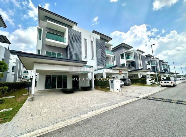 Shah Alam, Selangor 40170
