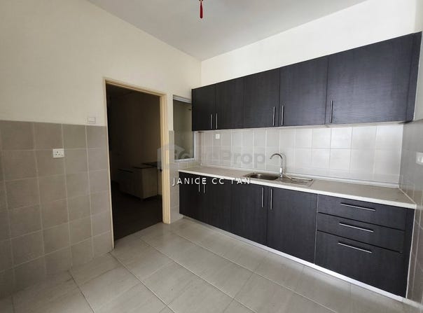 Jalan Pipit , Puchong, Selangor 47100