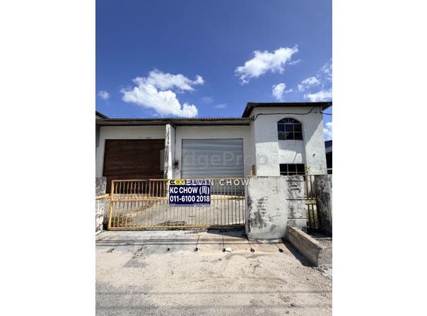 Lebuhraya Ipoh-Lumut, Tronoh, Perak 31750