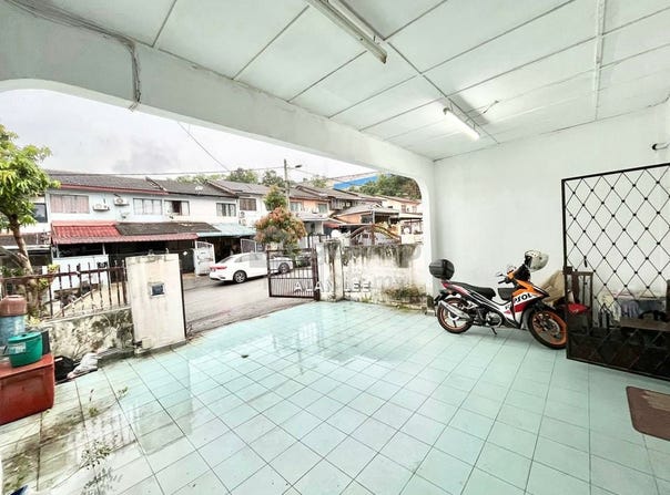 Jalan Melur, Ampang, Selangor