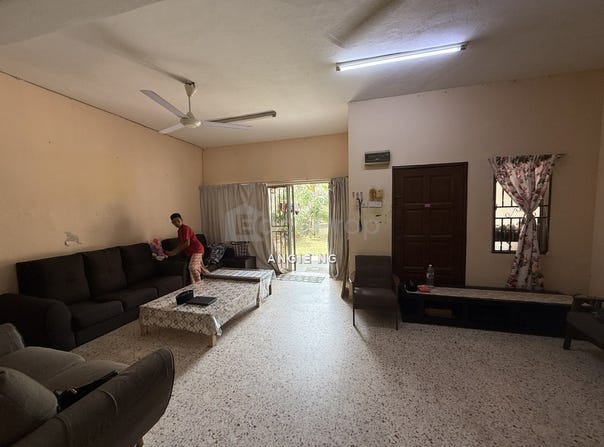 Jalan Jati Emas, Kajang, Selangor 43000