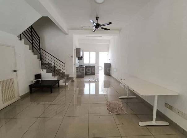 Jalan Bayu Heights, Seri Kembangan, Selangor 43200