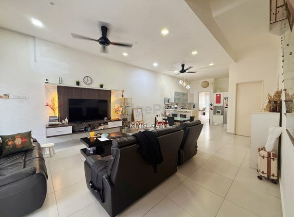 Jalan Inang, Bandar Mahkota Cheras, Cheras South, Selangor 43200