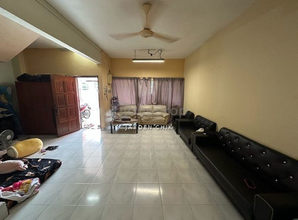Jalan Cempaka, Ampang, Selangor 55100