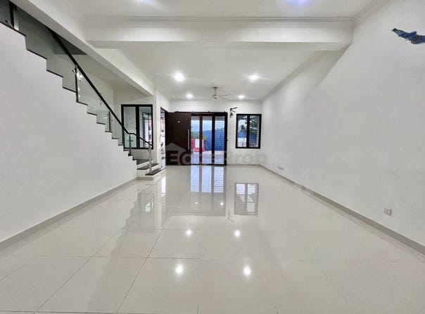 Jalan BK8, Puchong, Selangor 43300