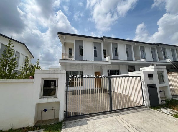 Rawang, Selangor 48020