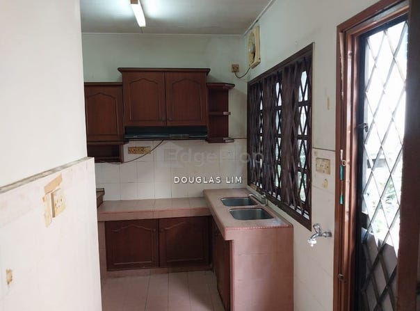 Jalan BK 2, Puchong, Selangor 47180