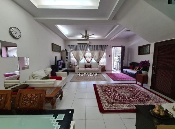 Jalan HP 1, Semenyih, Selangor 43500
