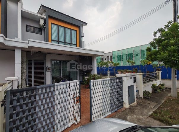 Jalan Saujana Perdana, Sungai Buloh, Selangor 47000