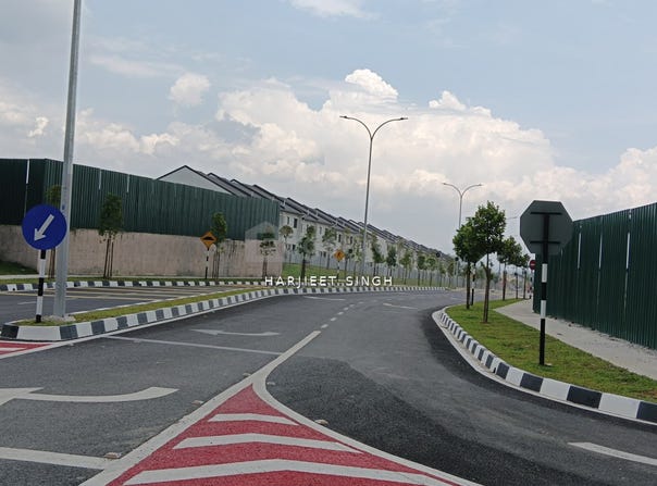 Jalan HP 1, Semenyih, Selangor 43500