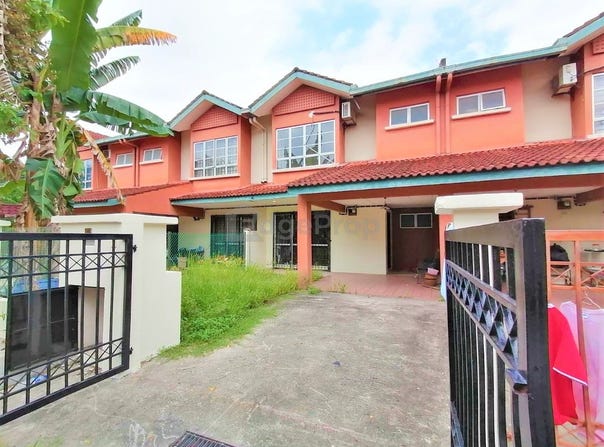 Jalan DC 1, Sungai Buloh, Selangor 47000