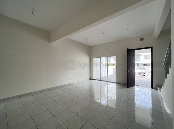 Bandar Puncak Alam, Selangor 42300