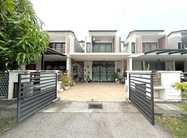 Jalan Saujana KLIA, Sepang, Selangor