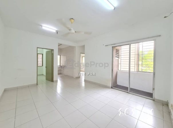 Persiaran Kasuarina, Klang, Selangor 40460