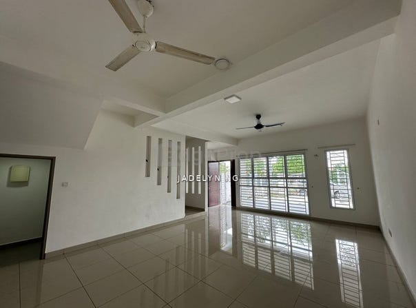 Jalan Putra, Kulai, Johor 81000