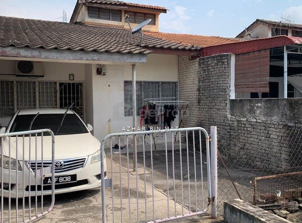 Off Jalan Raya 3, Seri Kembangan, Selangor 47100