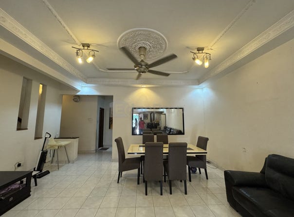 J, Shah Alam, Selangor 40150