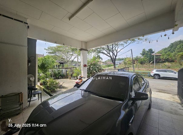 Jalan Dengkil, Dengkil, Selangor